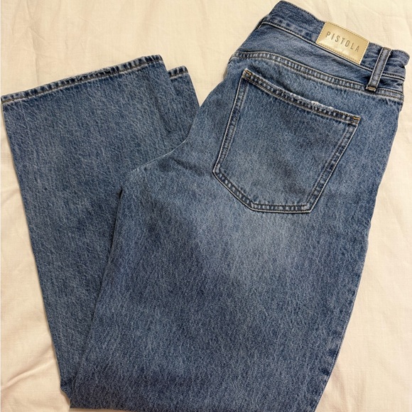 Lexi in Metropolis - Picture 2 of 5